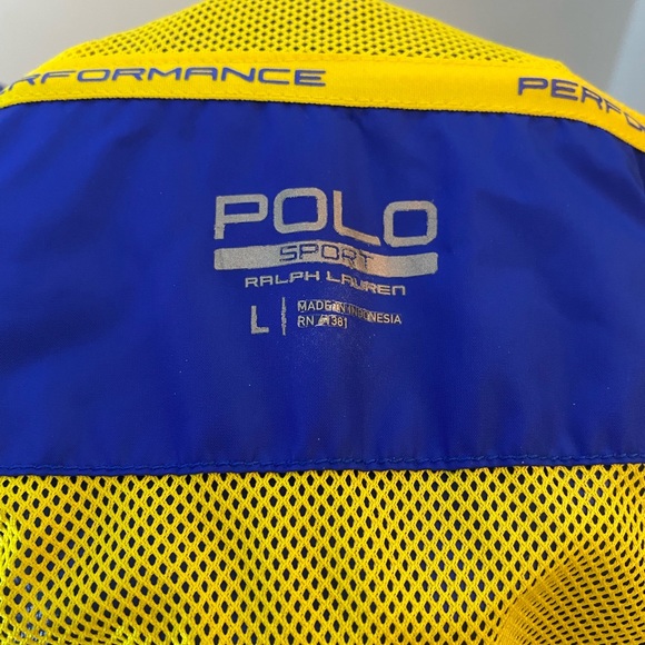 Performance Polo Sport Hooded Jacket Windbreaker LG. In great shape. - Picture 5 of 9